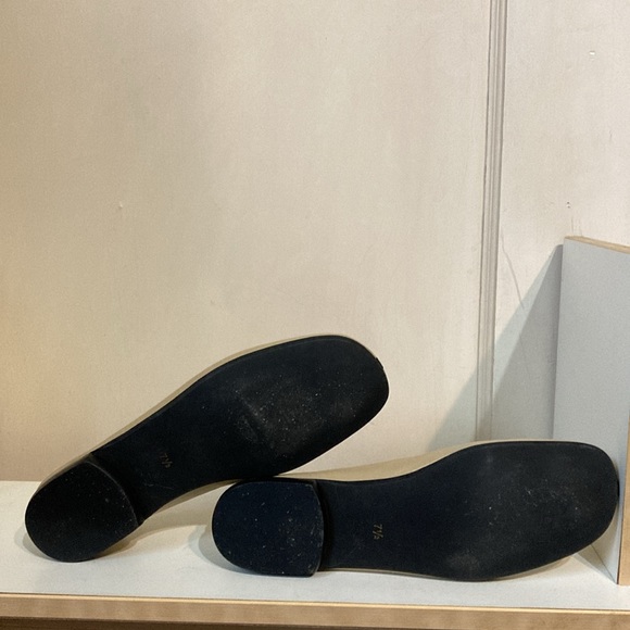 Bruno Magli Cut out Flats - Picture 6 of 9